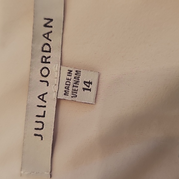 NWT Julia Jordan Floral High-Low Faux Wrap Dress Size 14 Ivory Multi - Picture 16 of 16